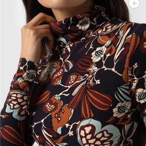 Saint and Sofia Tempest 70’s inspired mock turtleneck top from British designer.